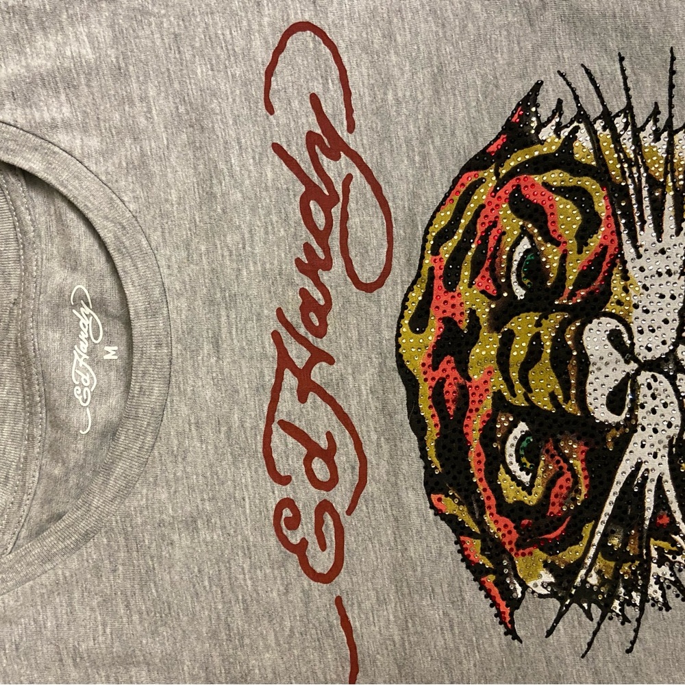 Ed Hardy Gray Tee with Vibrant Tiger Design